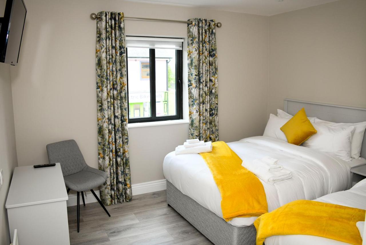 The Leitrim Inn And Blueway Lodge County Leitrim Esterno foto