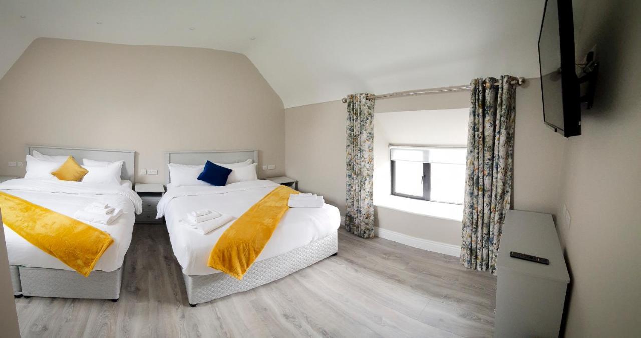 The Leitrim Inn And Blueway Lodge County Leitrim Esterno foto